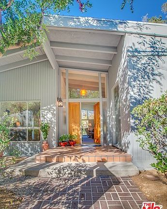 2nd image of 21439 Gaona St