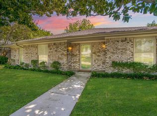2712 S Hillbrier Cir, Plano, TX 75075