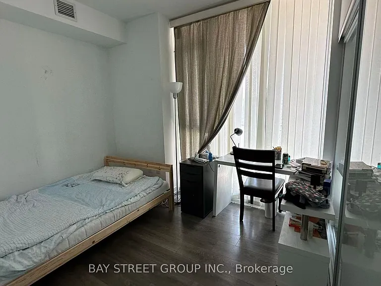 426 University Ave #2708 — Photo 5