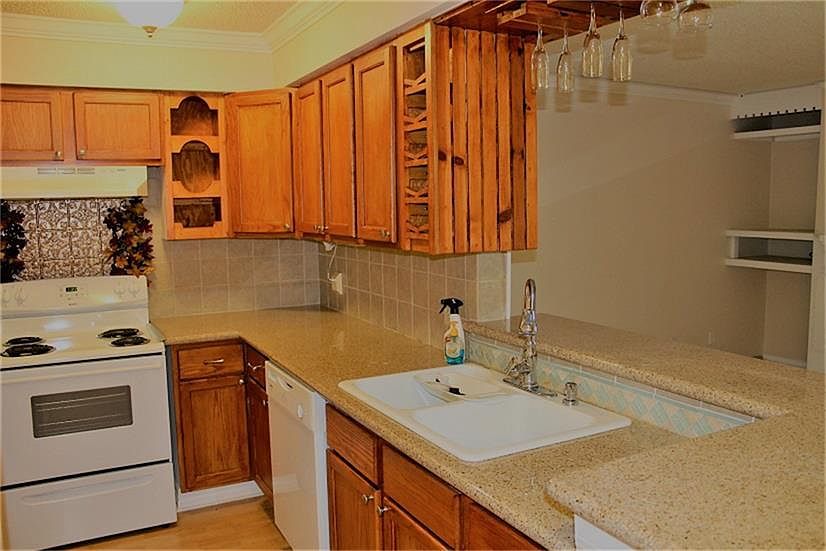 1st image of 2501 Gulf Fwy APT 241D
