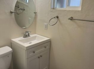 822 Meadow Dr, Salinas, CA 93905