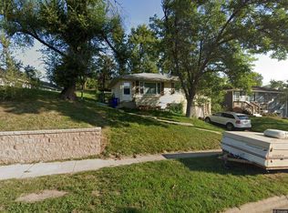 112 36th Ave SW, Cedar Rapids, IA 52404