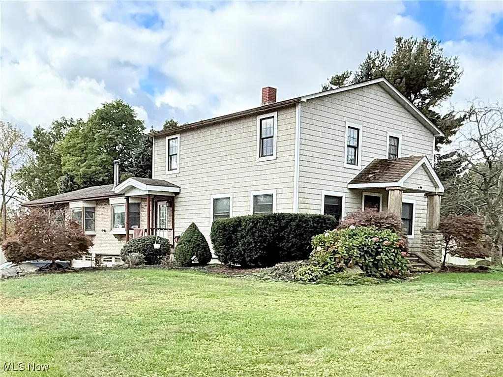 4018 Cleveland Rd E photo 1