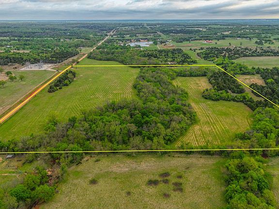 3rd image of 45AC S Country Club Rd