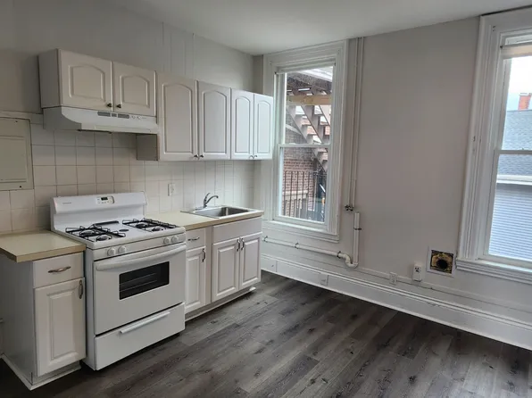 128 Washington Ave #2, Chelsea, MA 02150