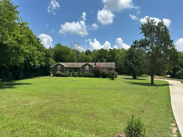300 Callis Rd, Lebanon, TN 37090