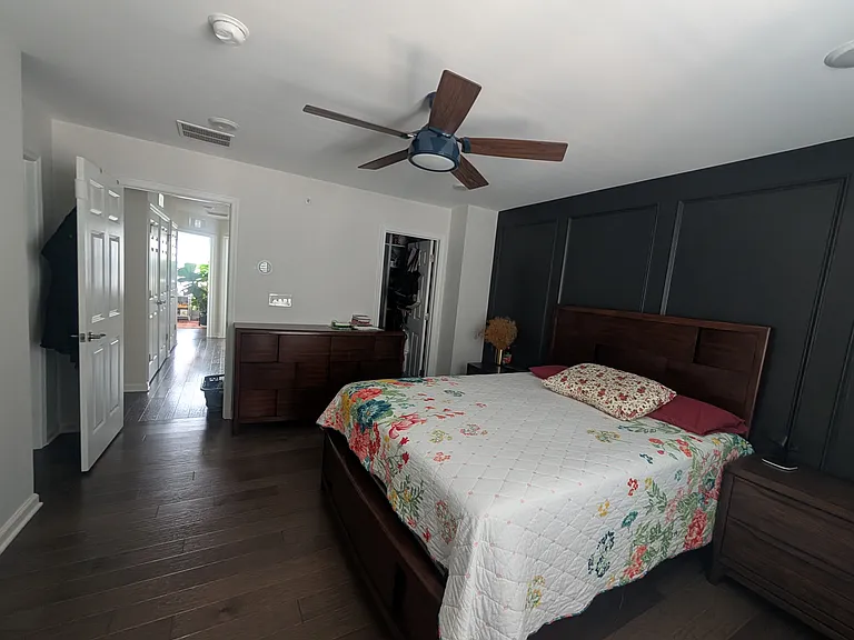 44 Litchfield Ln — Photo 5
