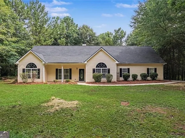 1279 Coan Dr, Locust Grove, GA 30248