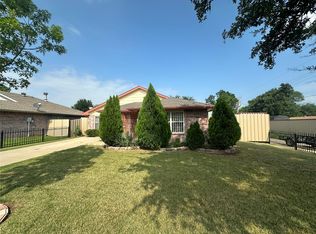 916 Algonquin Dr, Dallas, TX 75217