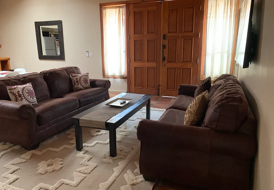 1 bed, 970 sqft, $2,499 — Photo 3