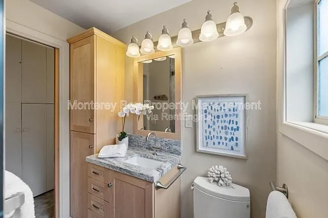705 Grace St — Photo 13
