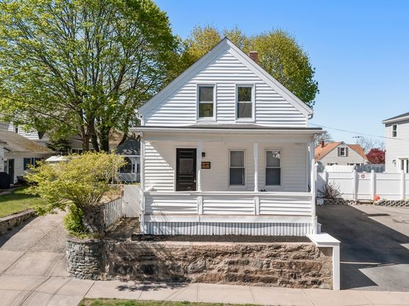 641 Maxfield St, New Bedford, MA 02740