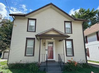 109 S State St, Poplar Grove, IL 61065