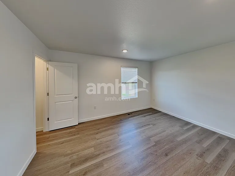 26172 E Calhoun Cir — Photo 17