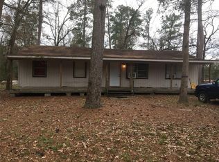 2 Hall Dr N, Montgomery, TX 77316