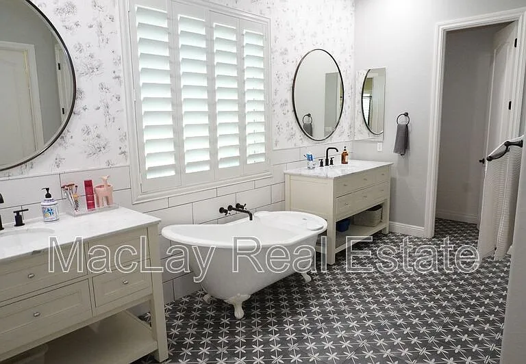 2910 E Wildhorse Dr — Photo 39