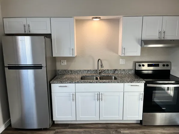 3706 E Fairmount St #M, Tucson, AZ 85716
