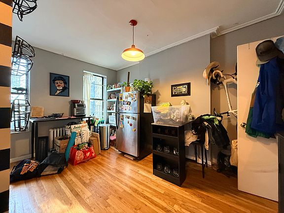 3rd image of 281 S 5th St #3H