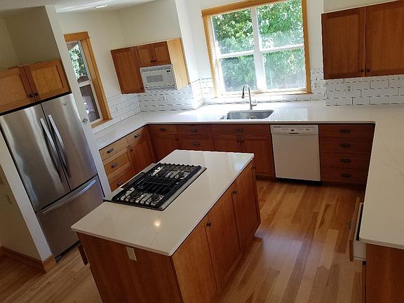 Ample counter space and French door bottom freezer refrigerator