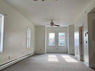 656 Pine St #2E, Fall River, MA 02720