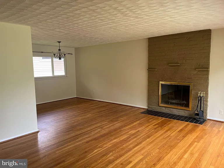 5101 Danbury Rd — Photo 6