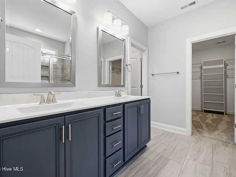 511 Pondpine Ln — Photo 25