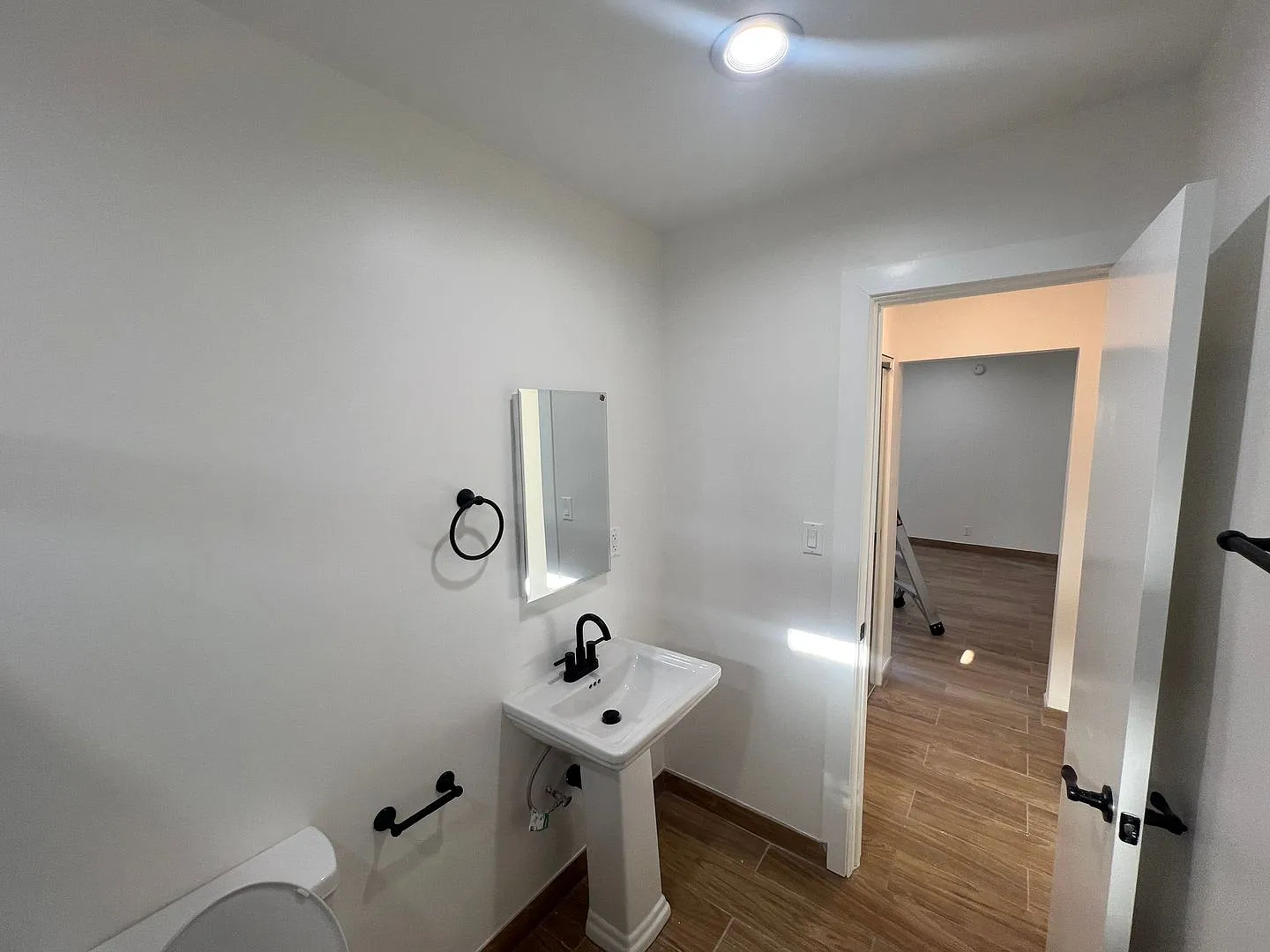 Normandie Luxury Apartments LLC — Photo 1