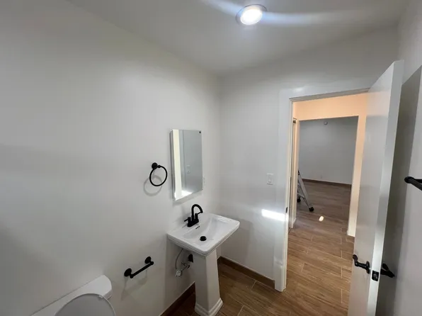 Normandie Luxury Apartments LLC, 234-238 S Normandie Ave #234-4, Los Angeles, CA 90004