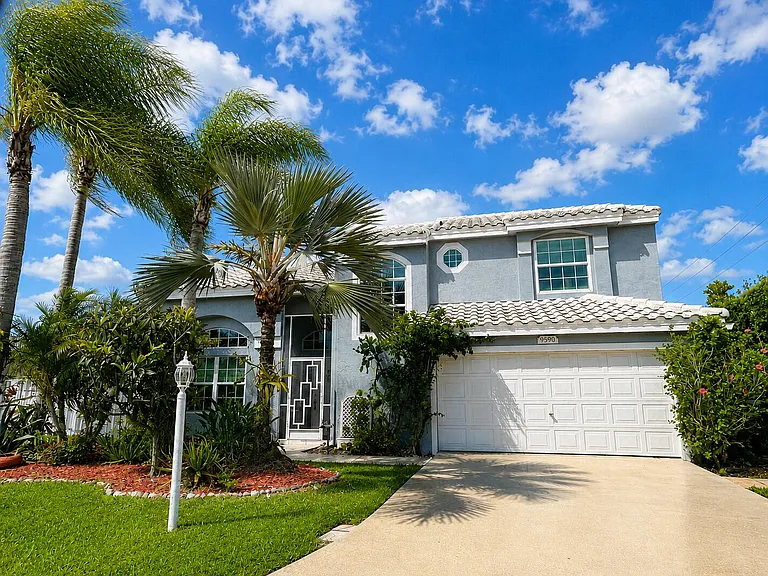 9590 Islamorada Ter — Photo 2