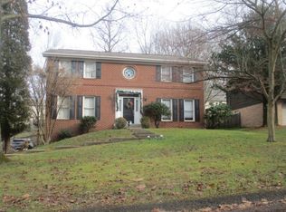 235 Rose Ct N, Delmont, PA