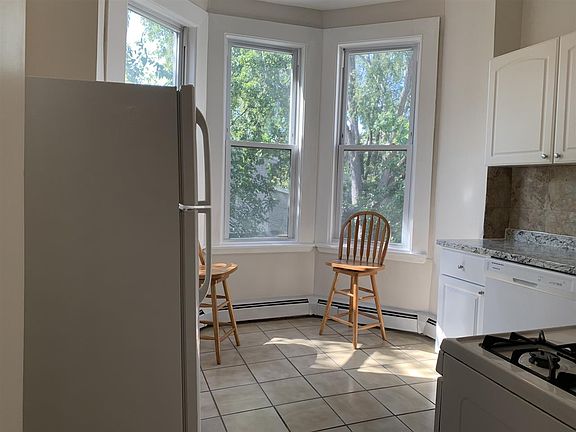 2nd image of 39 Astor Pl #2