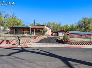 704 Mesa Valley Rd, Colorado Springs, CO 80907