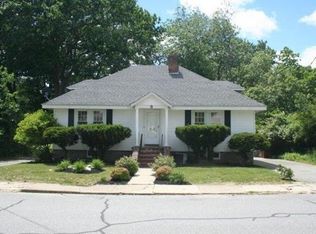 9 Otsego Ave, Lowell, MA 01851