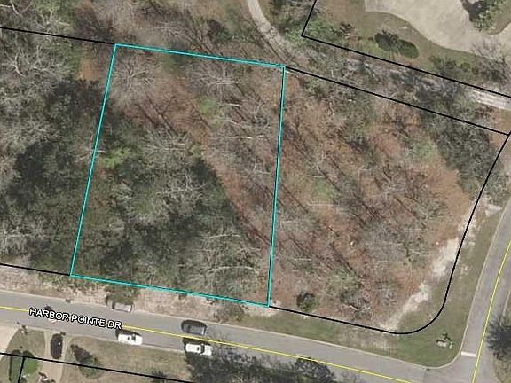 2nd image of 221 Harbor Pointe Dr