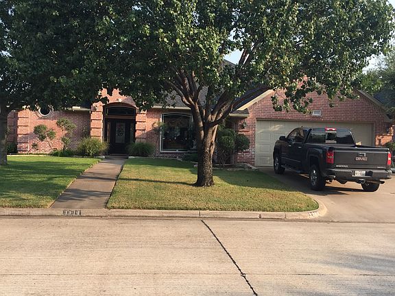 2nd image of 1111 Mallard Ct