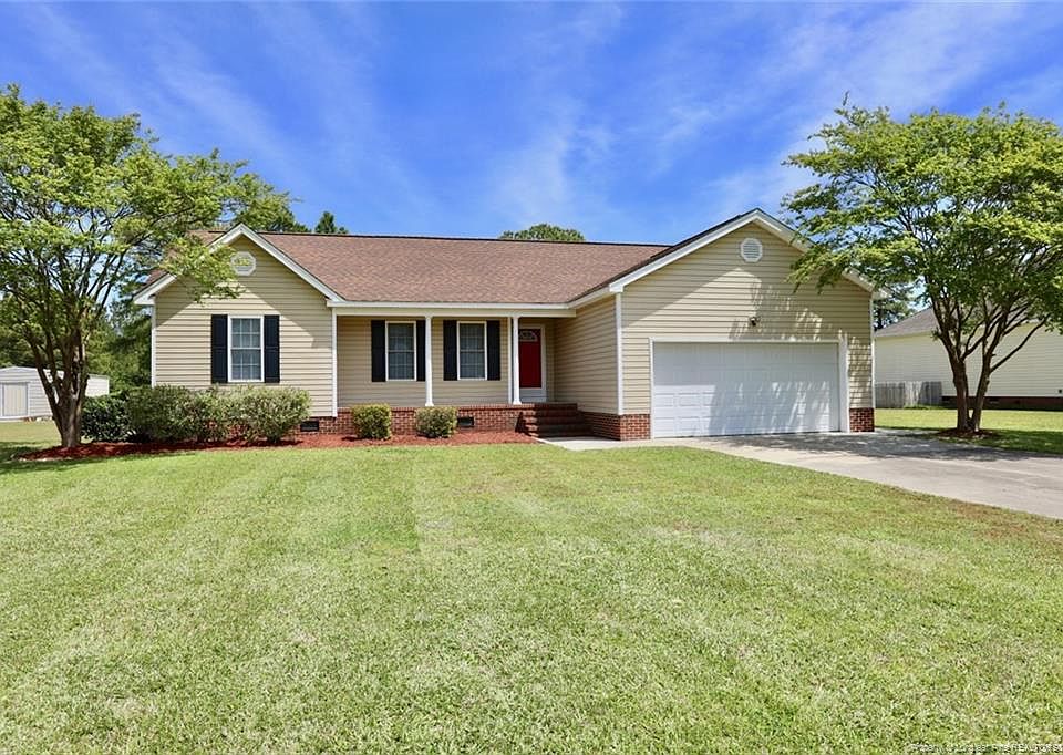 1st image of 81 Clyde Cir