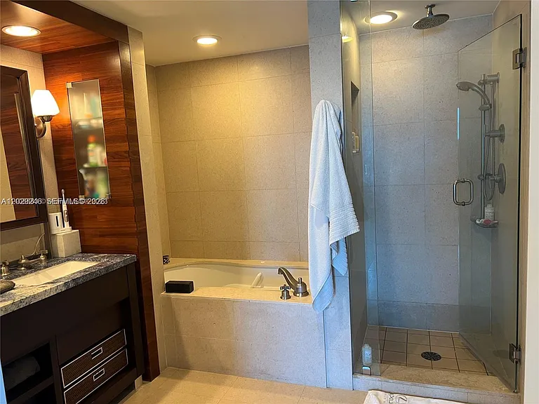 6799 Collins Ave #1501 — Photo 19