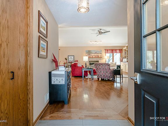 2nd image of 6460 Wild Creek Dr