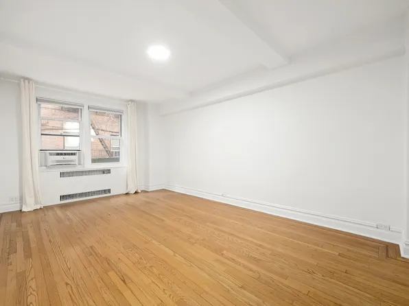 152 East 94th Street image 9 of 17