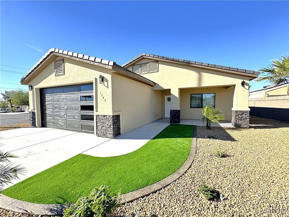 1st image of 1745 Dean Drive