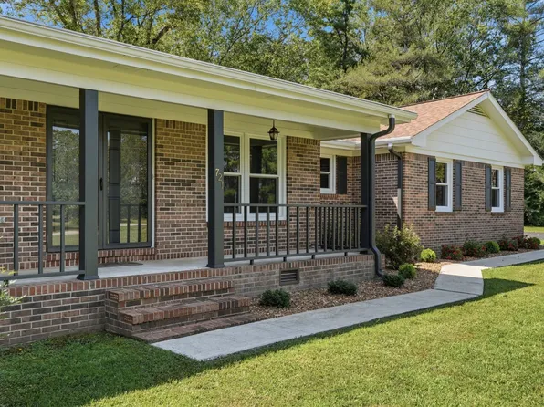 721 Turkey Creek Dr, Tullahoma, TN 37388