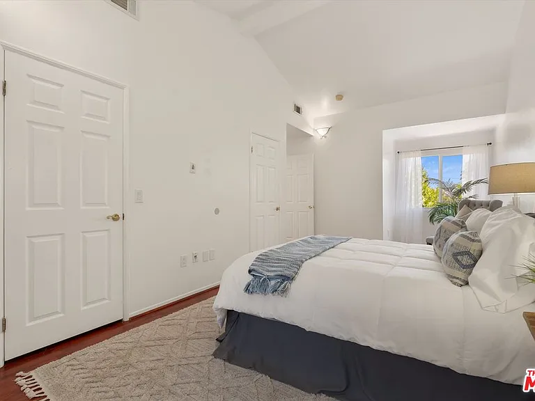 5216 Sale Ave — Photo 30