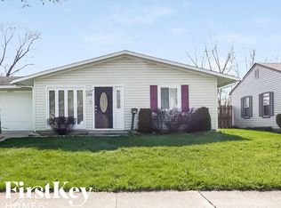 1409 Crestwood Dr, Aurora, IL