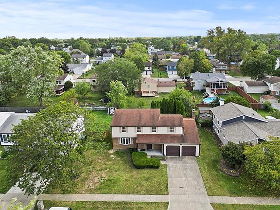 2nd image of 5679 Sullivant Ave