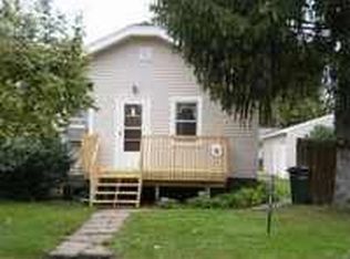 1126 Wallgate Ave, Waterloo, IA 50701