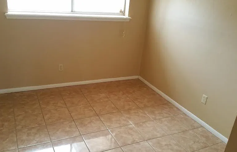 5816 Blackhawk Dr — Photo 8