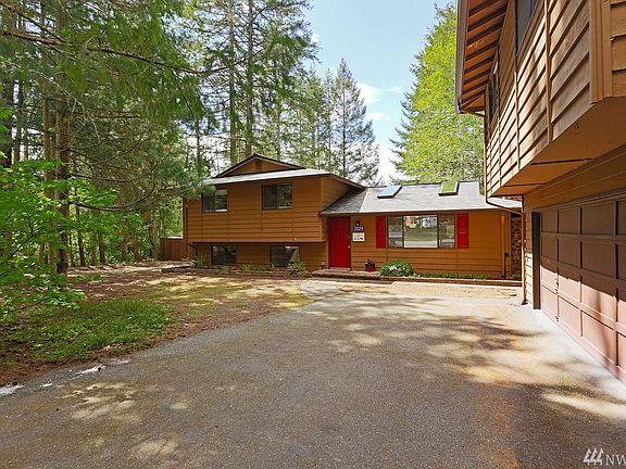 2nd image of 3529 Longhorn Dr NW