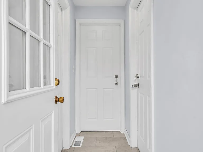 63 Livingston Ave #A — Photo 21