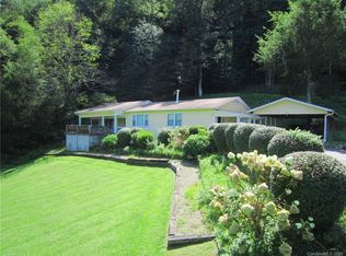 90 Shumate Rd, Black Mountain, NC 28711