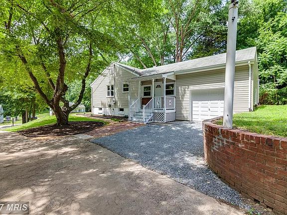 Garage, Plus Driveway to fit Many Many Vehicles!